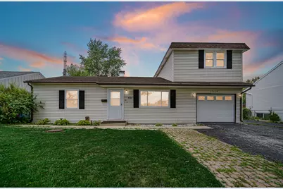 1578 Ardmore Avenue, Glendale Heights, IL 60139 - Photo 1