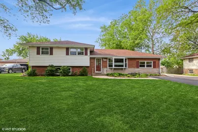 25W251 Highview Drive, Naperville, IL 60563 - Photo 1