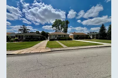 152 W 29th Place, Chicago Heights, IL 60411 - Photo 1