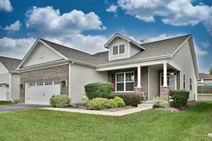 222 N Sunset Ln, Addison, IL 60101 - Photo 1