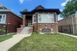 7553 S Wolcott Ave, Chicago, IL 60620 - Photo 1