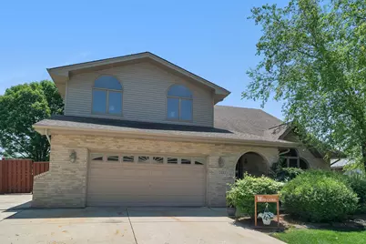 2033 Westbury Drive, Woodridge, IL 60517 - Photo 1