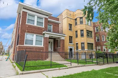 7846 S Bennett Avenue, Chicago, IL 60649 - Photo 1