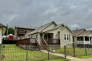 418 W Devlin St, Spring Valley, IL 61362 - Photo 1