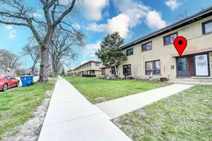 218 E Highland Ave, Mount Prospect, IL 60056 - Photo 1