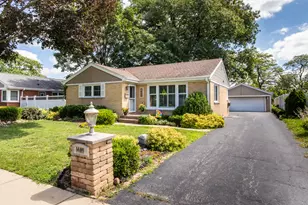 1409 S 5th Ave, Des Plaines, IL 60018 - Photo 1