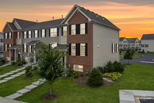 607 Brook Ct, Oswego, IL 60543 - Photo 1