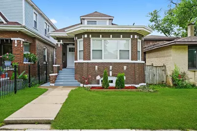 5704 S Homan Avenue, Chicago, IL 60629 - Photo 1