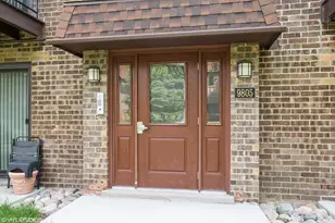 9805 Bianco Terrace, Des Plaines, IL 60016 - Photo 1