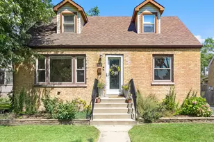 8828 Burlington Ave, Brookfield, IL 60513 - Photo 1