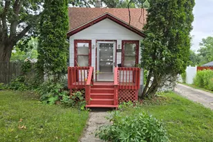 1010 Maplecrest St, Joliet, IL 60432 - Photo 1