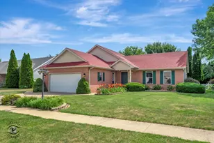 1640 Hatteras Dr, Bourbonnais, IL 60914 - Photo 1