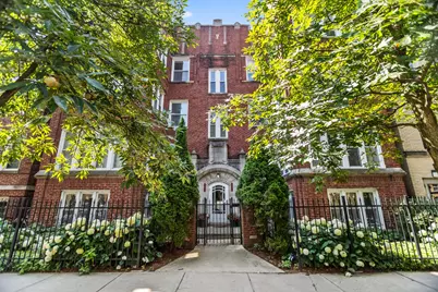 1633 W Estes Avenue #1E, Chicago, IL 60626 - Photo 1