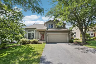 190 Cool Stone Bend, Lake in the Hills, IL 60156 - Photo 1