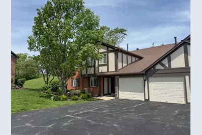 258 Brookside Lane #B, Willowbrook, IL 60527 - Photo 1