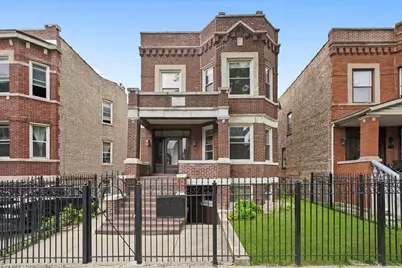 1621 N Tripp Avenue, Chicago, IL 60639 - Photo 1