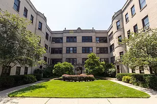 908 Greenwood St, Evanston, IL 60201 - Photo 1