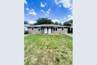 340-342 Tedmark Court, Kankakee, IL 60901 - Photo 1