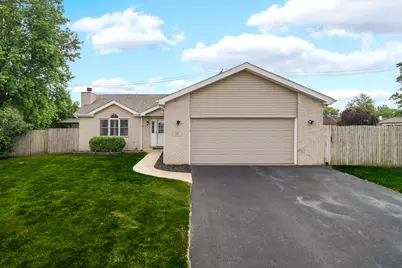13 Sunset Court, Steger, IL 60475 - Photo 1