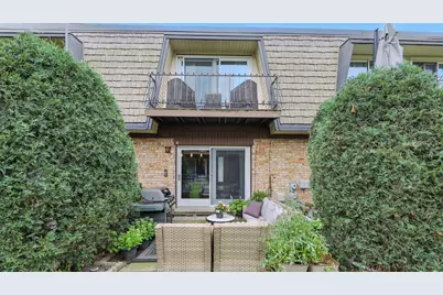 14 Cour Caravelle, Palos Hills, IL 60465 - Photo 1