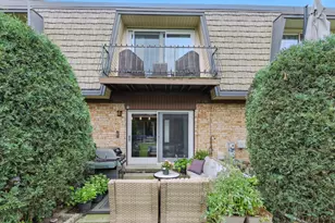 14 Cour Caravelle, Palos Hills, IL 60465 - Photo 1