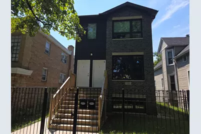 836 N Parkside Avenue, Chicago, IL 60651 - Photo 1