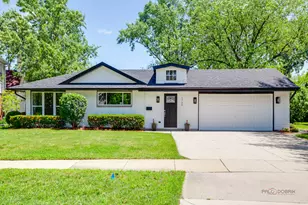 1729 N Mitchell Ave, Arlington Heights, IL 60004 - Photo 1