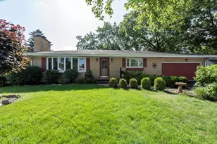 810 Franklin Ave, Winthrop Harbor, IL 60096 - Photo 1