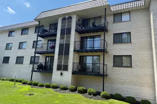 6950 W Forest Preserve Dr, Norridge, IL 60706 - Photo 1