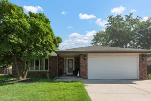 7738 Wheeler Dr, Orland Park, IL 60462 - Photo 1