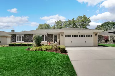 7717 Palm Drive, Orland Park, IL 60462 - Photo 1