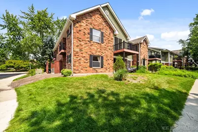 1340 McDowell Road #101, Naperville, IL 60563 - Photo 1