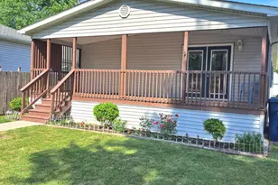 510 Center St, Mazon, IL 60444 - Photo 1