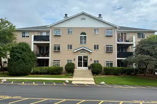 451 Valley Dr, Naperville, IL 60563 - Photo 1