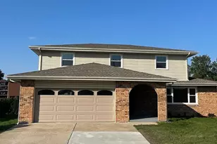 1028 Aspen Ct, Lake Zurich, IL 60047 - Photo 1