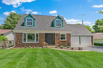 834 Oak Street, Woodstock, IL 60098 - Photo 1