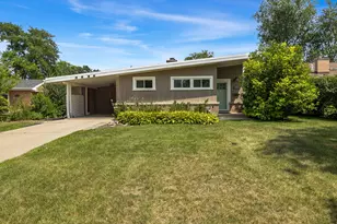 9629 Karlov Ave, Skokie, IL 60076 - Photo 1