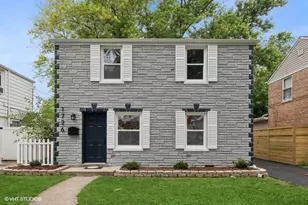 1726 N 73rd Ct, Elmwood Park, IL 60707 - Photo 1