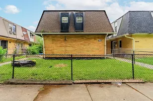 11555 S Racine Ave, Chicago, IL 60643 - Photo 1