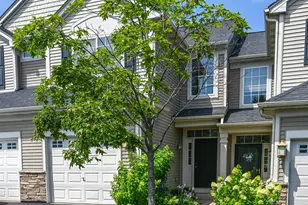 573 Telluride Dr, Gilberts, IL 60136 - Photo 1