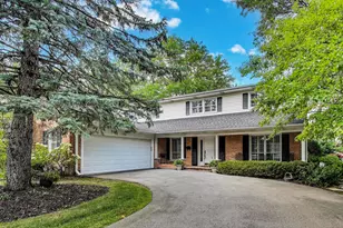 1704 S Fernandez Ave, Arlington Heights, IL 60005 - Photo 1