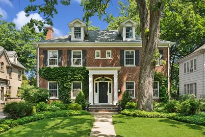 830 Chestnut Avenue, Wilmette, IL 60091 - Photo 1