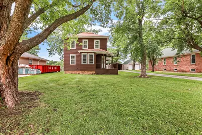 165 W Lincoln Street, Seneca, IL 61360 - Photo 1