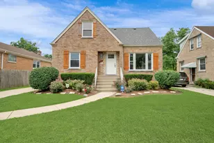 2242 S 5th Ave, North Riverside, IL 60546 - Photo 1