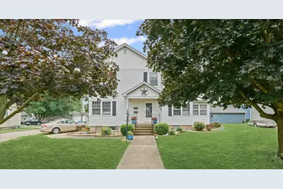 211 E 10th Street, Gibson City, IL 60936 - Photo 1