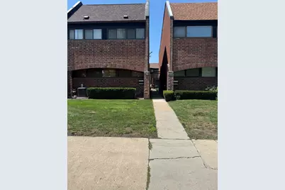 916 S May Street #916, Chicago, IL 60607 - Photo 1