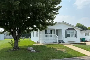 461 Meadowlark Cir, Sandwich, IL 60548 - Photo 1