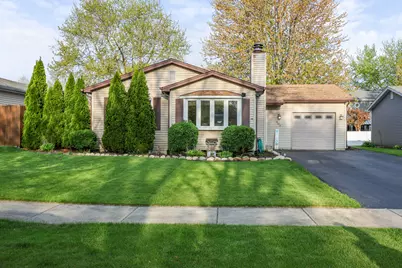 302 Pin Oak Drive, North Aurora, IL 60542 - Photo 1