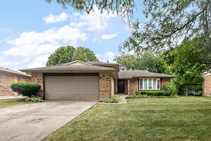 901 School Ave, Matteson, IL 60443 - Photo 1