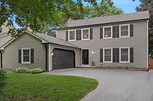 308 Eastern Ave, Barrington, IL 60010 - Photo 1